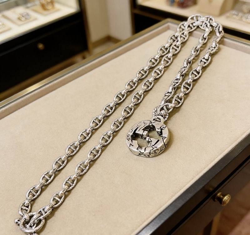 Gucci Necklace 04yxs330